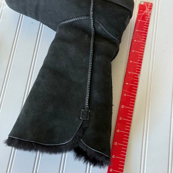 UGG Suede Shearling Classic Tall boots size 9 Black Ugg Logo - Picture 10 of 10